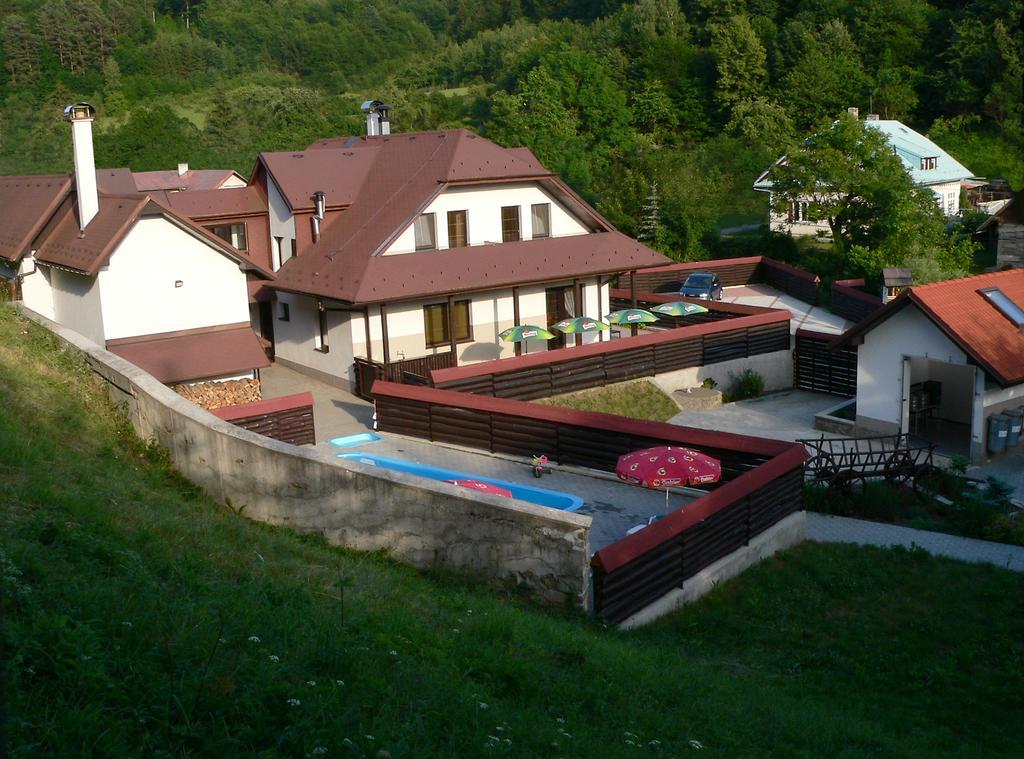 Pension Karolina Trnava Luaran gambar